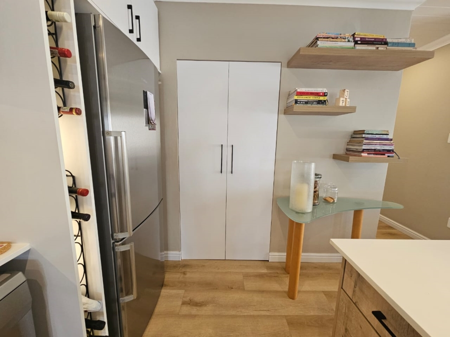 3 Bedroom Property for Sale in Stilbaai Wes Western Cape